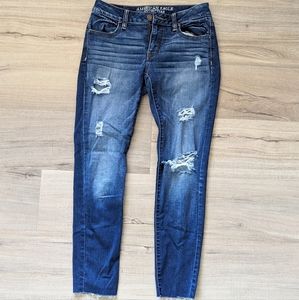 American Eagle Distressed Jegging